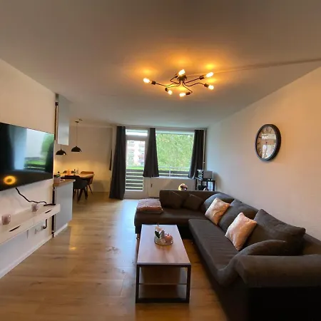 Hans Im Glueck Apartment *